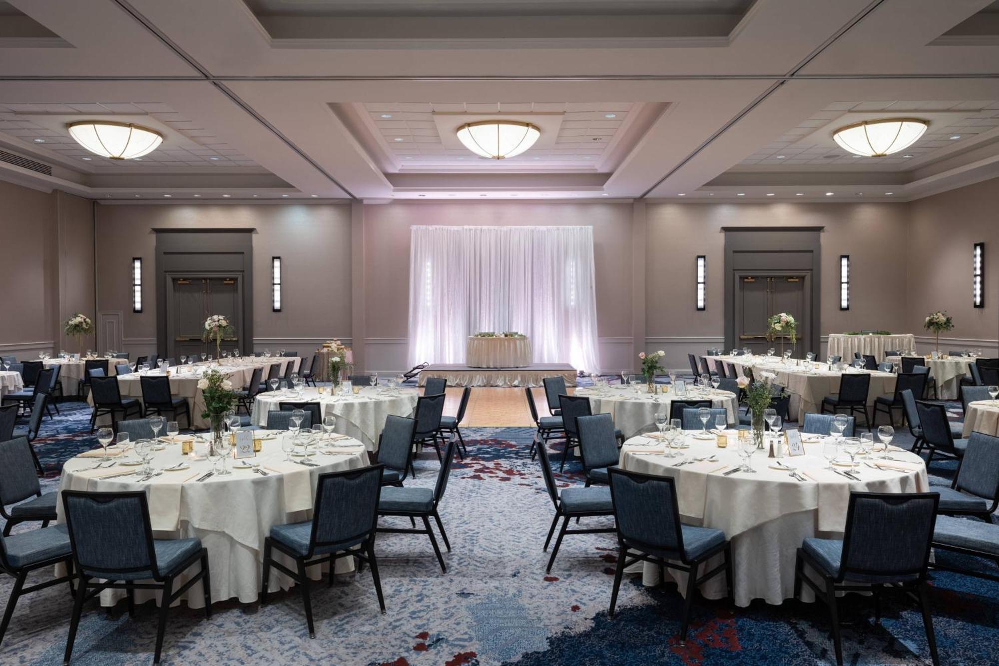 Mystic Marriott Hotel And Spa Groton Exterior photo
